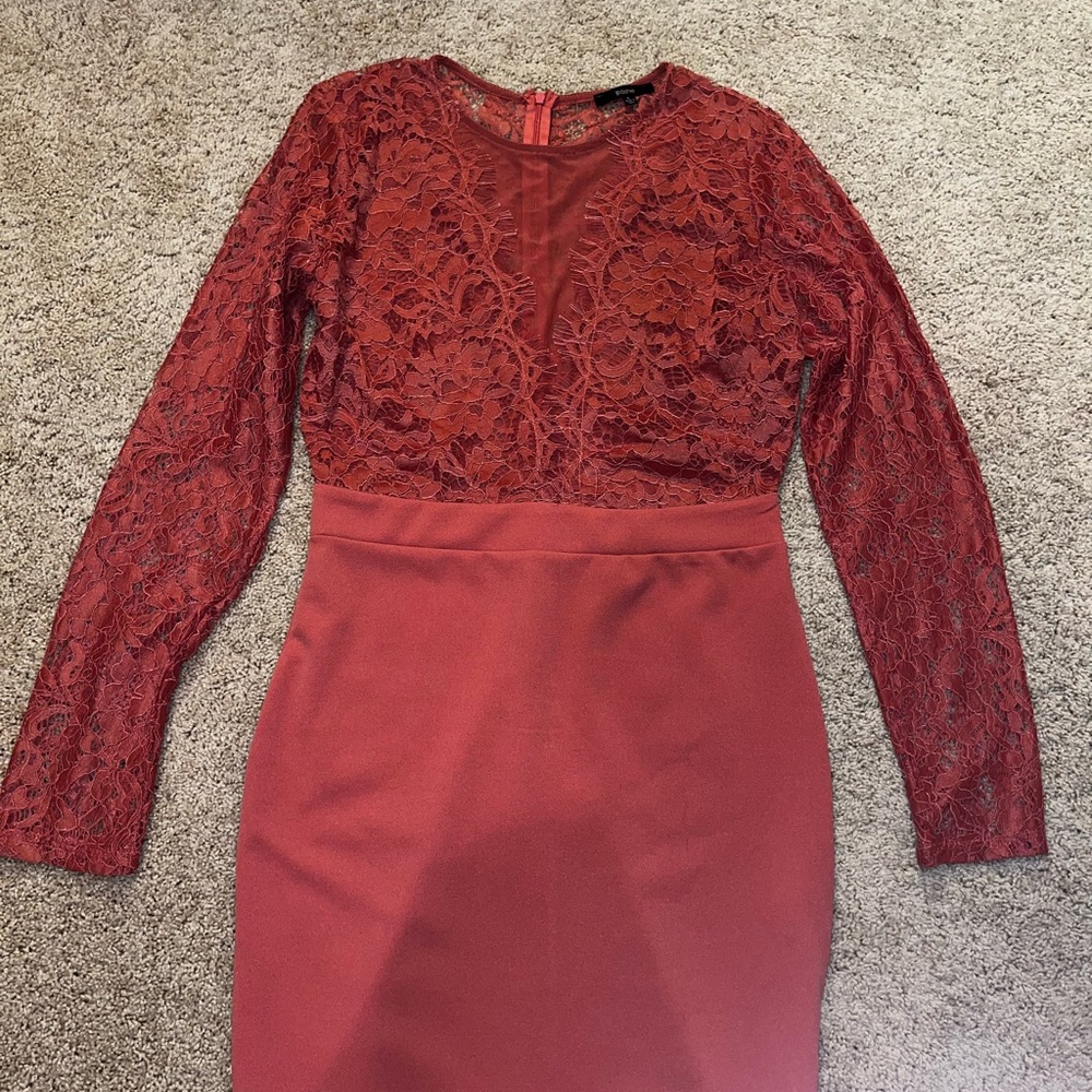 Elegant Pink Lace Dress